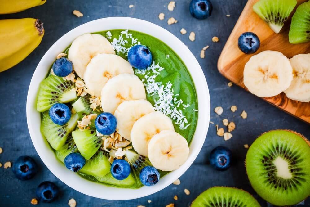 Banana, blueberry & kale smoothie